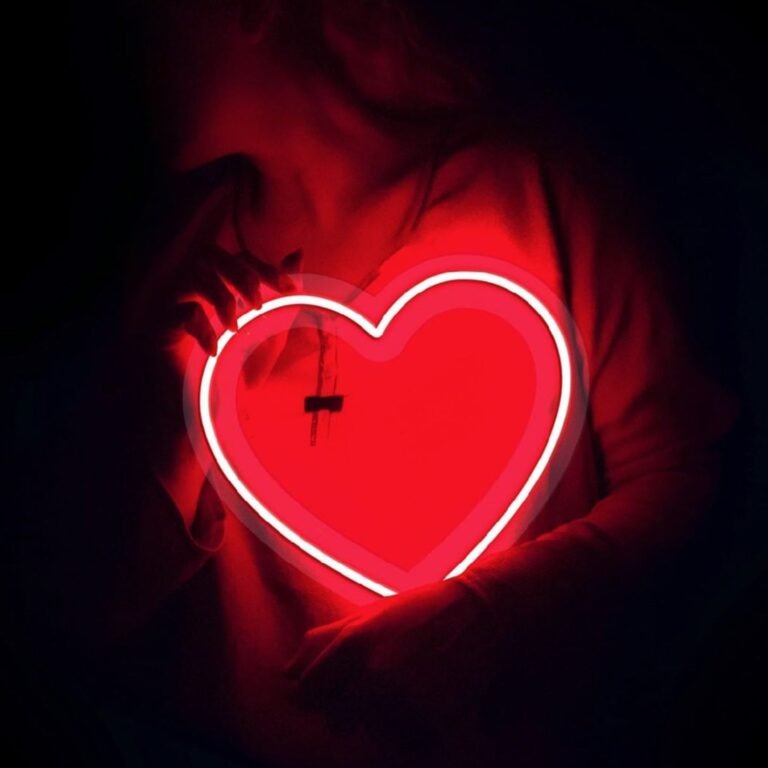 cadeau néon coeur romantique